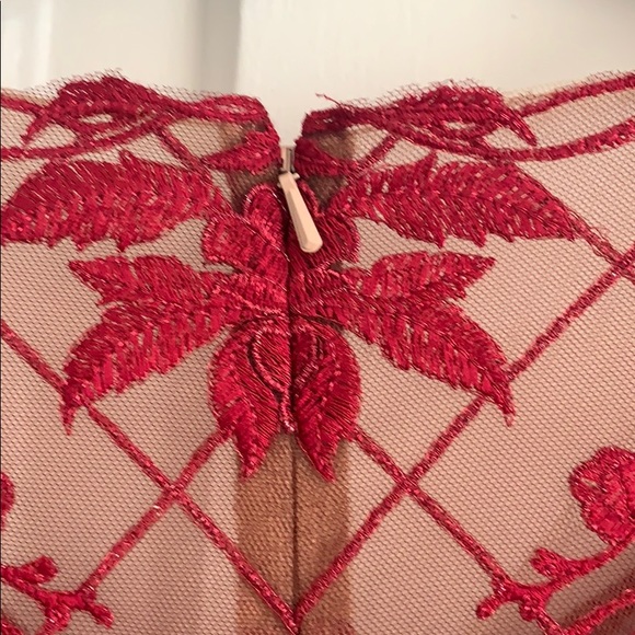 SOLD Marchesa Notte Embroidered Tulle Dress size 6 - Picture 8 of 14